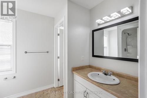 3972 Dundas Street, Thames Centre, ON - Indoor Photo Showing Bathroom