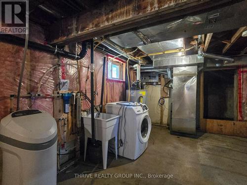 3972 Dundas Street, Thames Centre, ON - Indoor Photo Showing Laundry Room