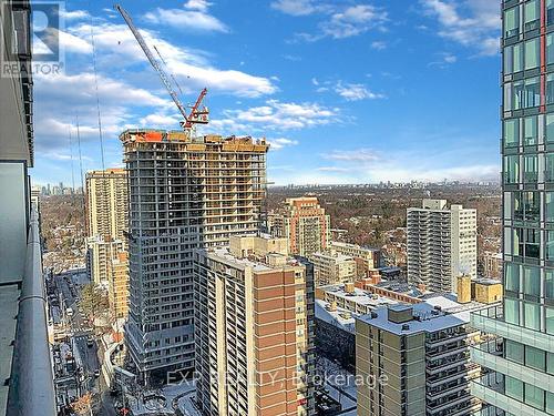 2207 - 161 Roehampton Avenue, Toronto, ON - Outdoor With Facade