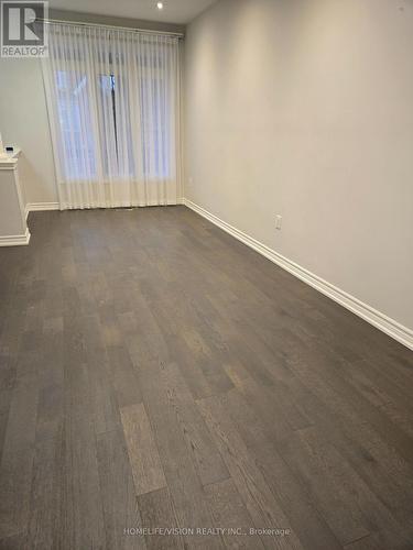 115 Betony Drive, Richmond Hill, ON - Indoor Photo Showing Other Room