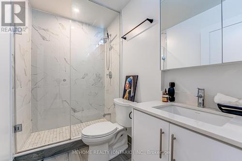 609 - 95 Oneida Crescent, Richmond Hill, ON - Indoor Photo Showing Bathroom