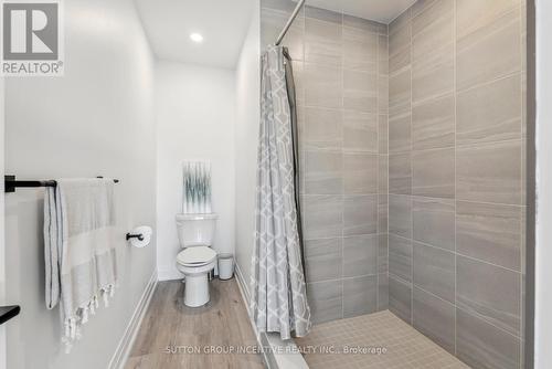 1495 Purchase Place, Innisfil, ON - Indoor Photo Showing Bathroom