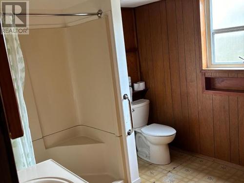 5081 Columbia Street, Texada Island, BC - Indoor Photo Showing Bathroom