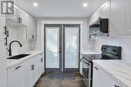 4159 Fountain Drive, Ramara, ON - Indoor Photo Showing Kitchen With Double Sink With Upgraded Kitchen