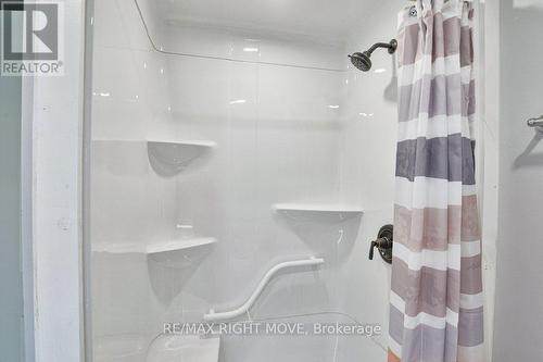 4159 Fountain Drive, Ramara, ON - Indoor Photo Showing Bathroom