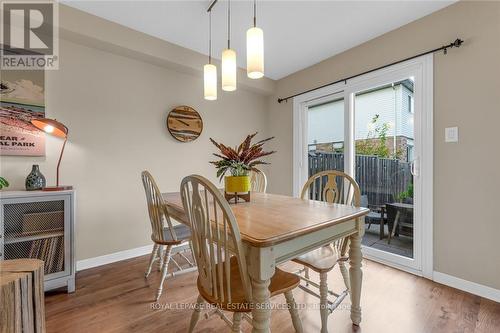 591 Taylor Crescent, Burlington, ON - Indoor Photo Showing Dining Room