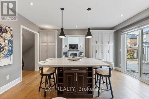 1181 Lindenrock Drive, Oakville, ON - Indoor