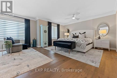 1181 Lindenrock Drive, Oakville, ON - Indoor Photo Showing Bedroom