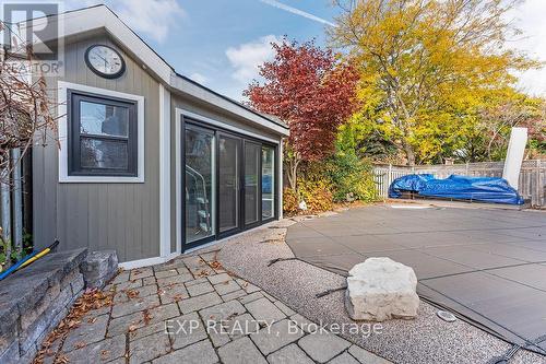 1181 Lindenrock Drive, Oakville, ON - Outdoor