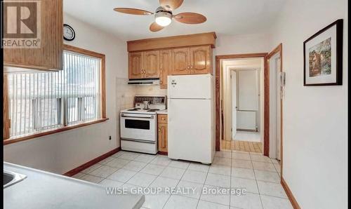 1118 Glencairn Avenue, Toronto, ON - Indoor Photo Showing Kitchen