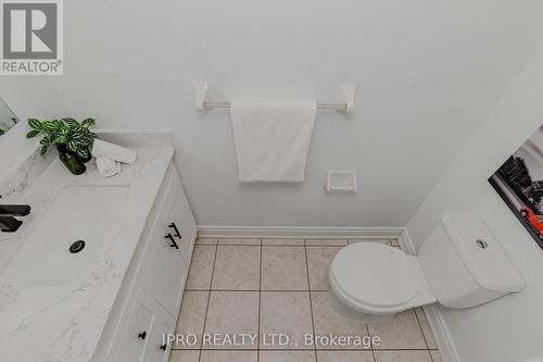 23 Hot Spring Road, Brampton, ON - Indoor Photo Showing Bathroom