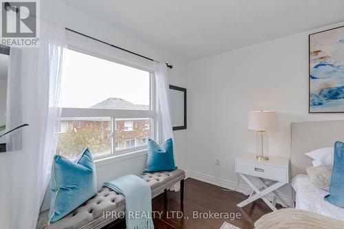 23 Hot Spring Road, Brampton, ON - Indoor Photo Showing Bedroom