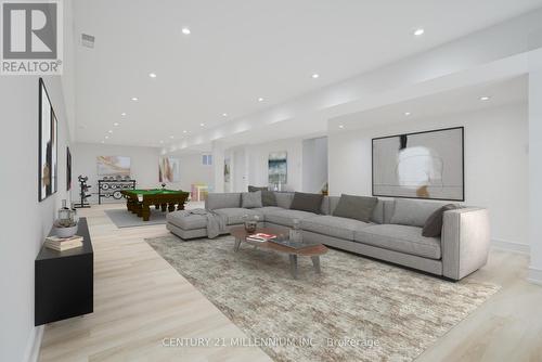 492 Birch Street, Collingwood, ON - Indoor Photo Showing Living Room