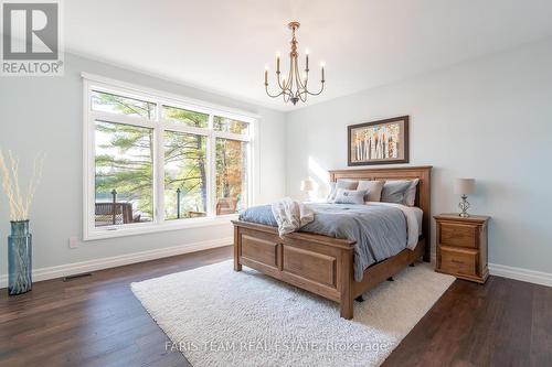 4245 Delta Road, Severn, ON - Indoor Photo Showing Bedroom