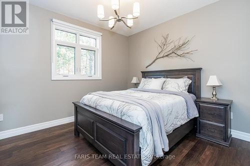 4245 Delta Road, Severn, ON - Indoor Photo Showing Bedroom