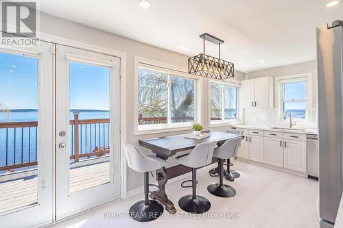 282 Robins Point Road, Tay, ON - Indoor Photo Showing Dining Room