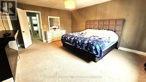 2509 Postmaster Drive, Oakville, ON - Indoor Photo Showing Bedroom