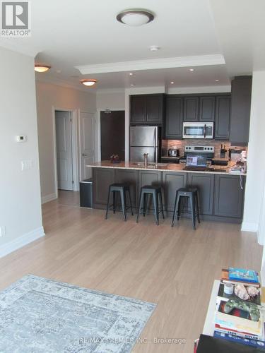 2505 - 100 John Street, Brampton, ON - Indoor Photo Showing Kitchen