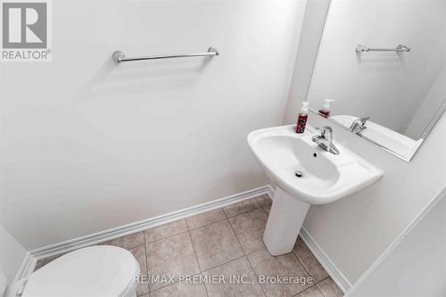 144 Daylily Lane, Kitchener, ON - Indoor Photo Showing Bathroom