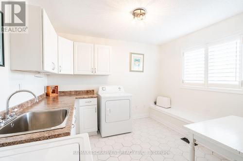 71 Joshua Avenue, Hamilton, ON - Indoor Photo Showing Laundry Room