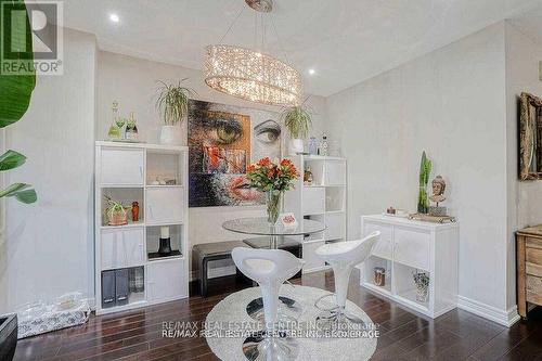 17 - 362 Plains Road E, Burlington, ON - Indoor Photo Showing Dining Room