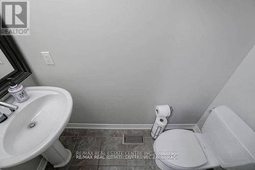 17 - 362 Plains Road E, Burlington, ON - Indoor Photo Showing Bathroom