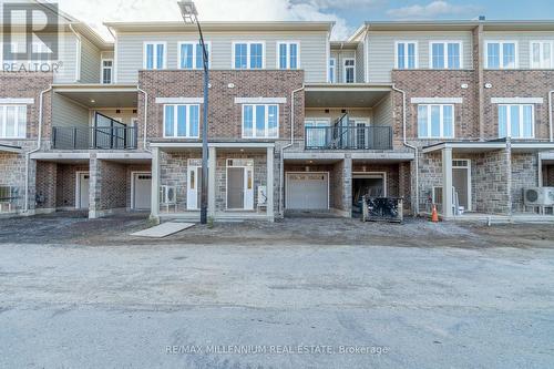 677 Park Road N, Brantford, ON - Outdoor With Facade