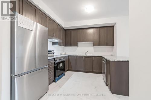 677 Park Road N, Brantford, ON - Indoor Photo Showing Kitchen With Stainless Steel Kitchen