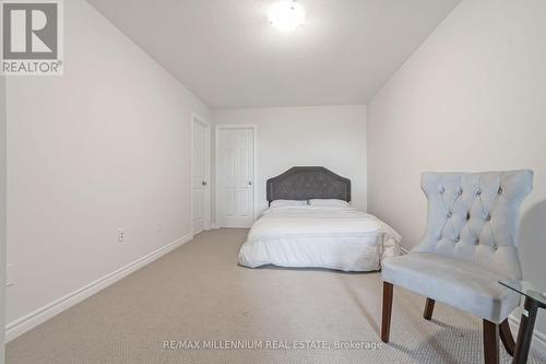 677 Park Road N, Brantford, ON - Indoor Photo Showing Bedroom