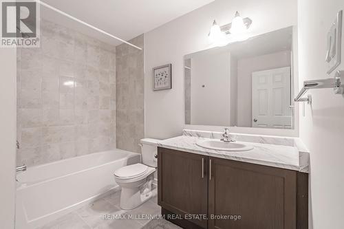 677 Park Road N, Brantford, ON - Indoor Photo Showing Bathroom