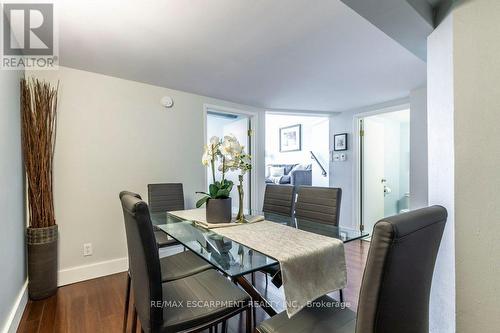 405 - 50 Main Street, Hamilton, ON - Indoor Photo Showing Dining Room