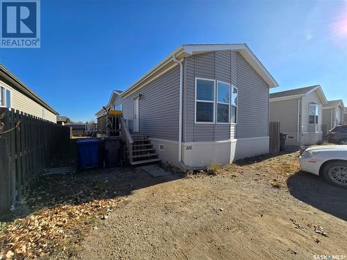 206 Brownlee Street, Weyburn, SK 