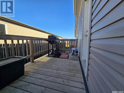 206 Brownlee Street, Weyburn, SK 