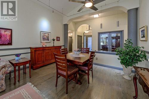 4008 Gallaghers Terrace, Kelowna, BC - Indoor Photo Showing Dining Room