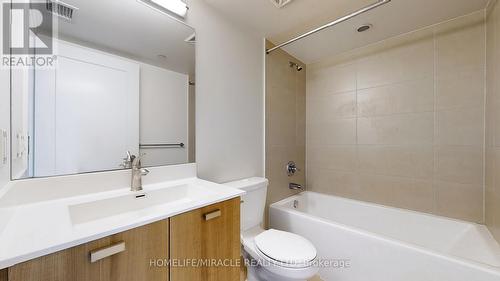 718 - 275 Village Green Square, Toronto, ON - Indoor Photo Showing Bathroom