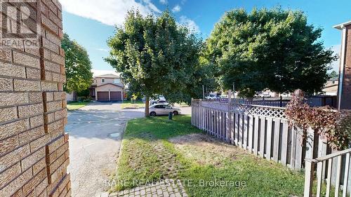 11 Briarcliffe Crescent, Vaughan, ON - Outdoor