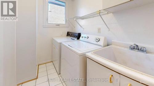 11 Briarcliffe Crescent, Vaughan, ON - Indoor Photo Showing Laundry Room