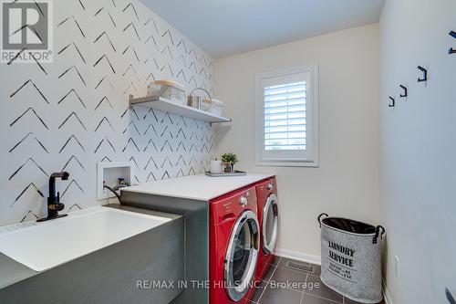 14 Personna Circle, Brampton, ON - Indoor Photo Showing Laundry Room