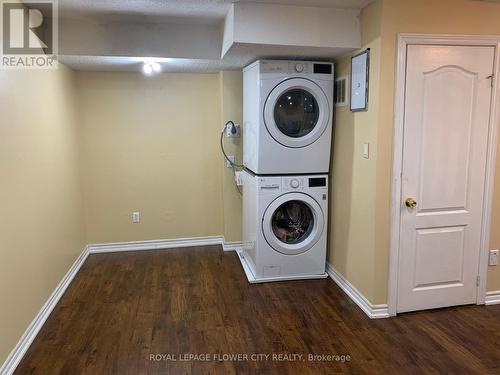 123 Bunchberry Way, Brampton, ON - Indoor Photo Showing Laundry Room