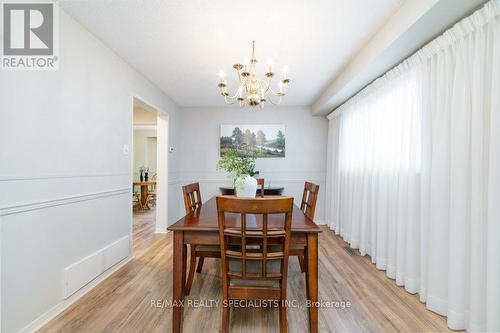 2470 Cobbinshaw Circle, Mississauga, ON - Indoor Photo Showing Dining Room