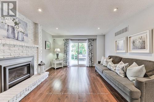 2159 Belgrave Court, Burlington, ON - Indoor Photo Showing Living Room With Fireplace