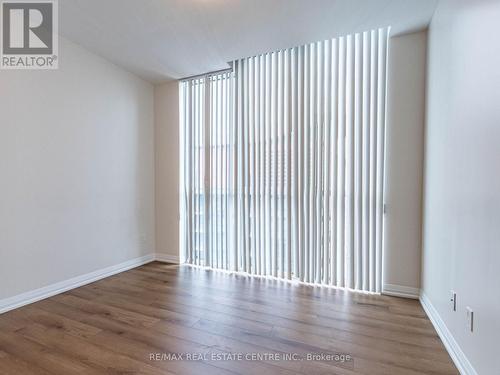 2502 - 75 Eglinton Avenue W, Mississauga, ON - Indoor Photo Showing Other Room