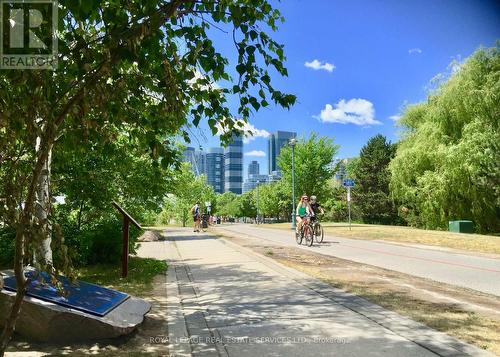 1905 - 15 Windermere Avenue, Toronto, ON - Outdoor With View