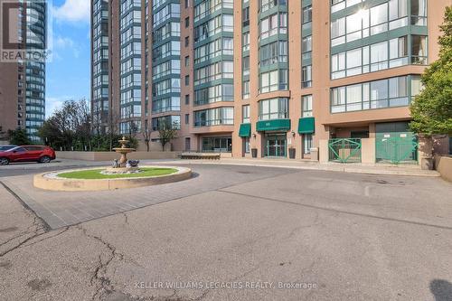 1701 - 145 Hillcrest Avenue, Mississauga, ON - Outdoor With Facade