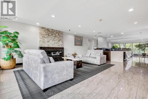 1701 - 145 Hillcrest Avenue, Mississauga, ON - Indoor Photo Showing Living Room With Fireplace