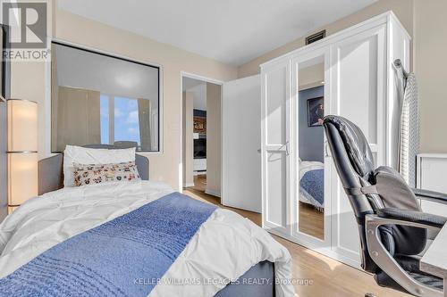 1701 - 145 Hillcrest Avenue, Mississauga, ON - Indoor Photo Showing Bedroom