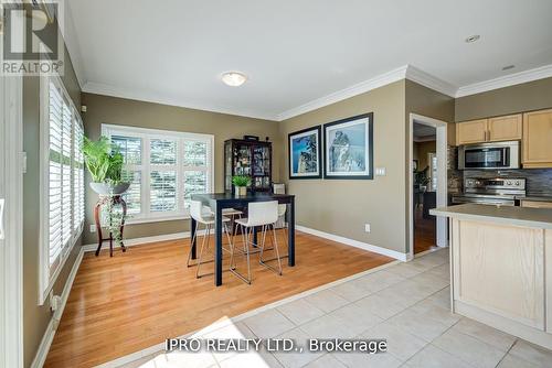 2 Orchard Park Gate, Brampton, ON - Indoor