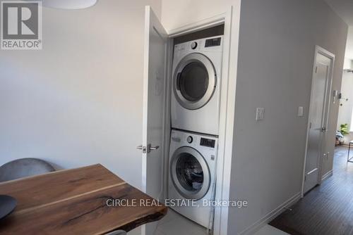 4 Could Lane, Hamilton, ON - Indoor Photo Showing Laundry Room