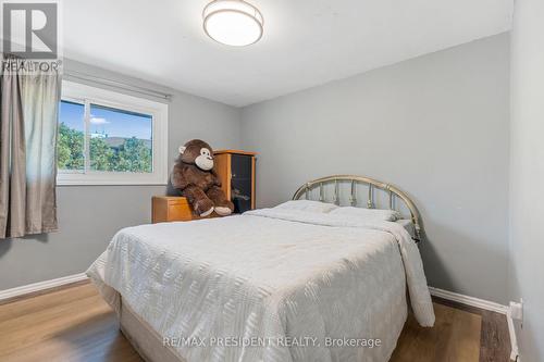 6 Rideau Crescent, Hamilton, ON - Indoor Photo Showing Bedroom