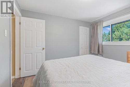 6 Rideau Crescent, Hamilton, ON - Indoor Photo Showing Bedroom